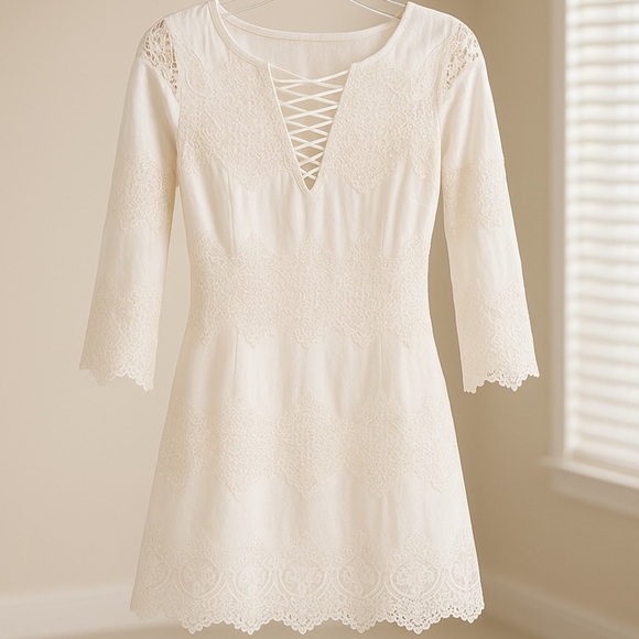 🦋SUGAR +lips White Lace boho bell sleeves fully lined strappy V- Neck SZ XS - Picture 1 of 15